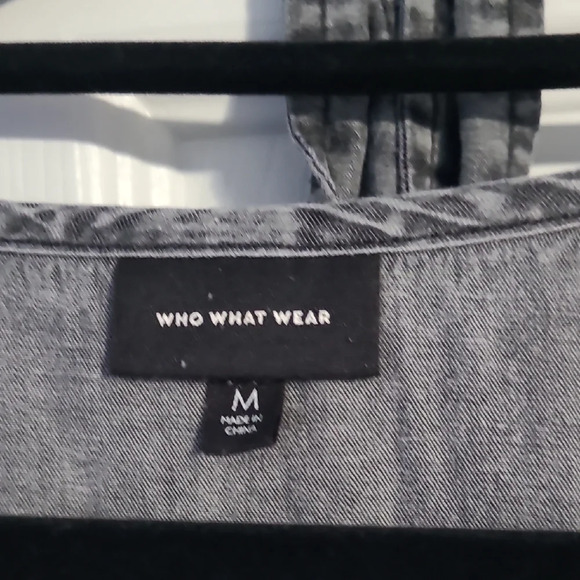 Gray Long Sleeve Dress - Picture 2 of 3